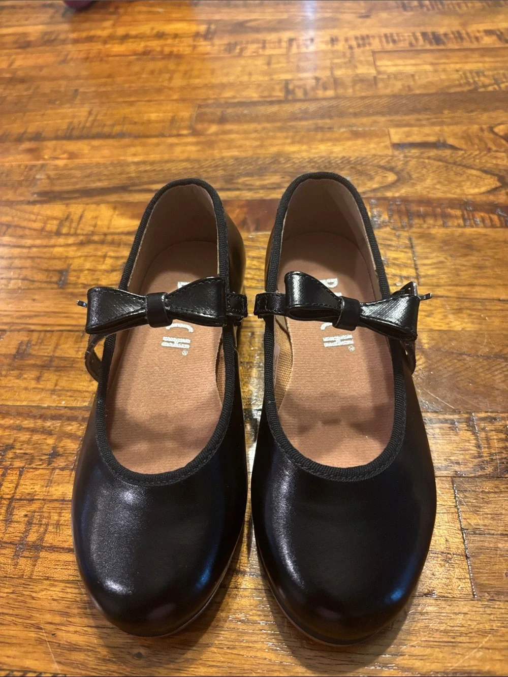 Bloch Girls Black Patent Mary Jane with Bow Strap